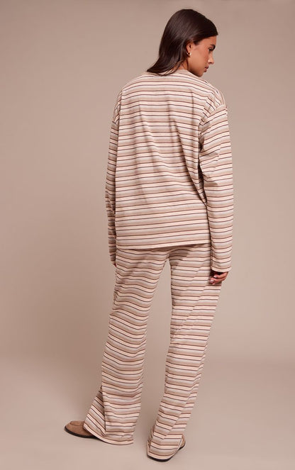 https://mediahub.prettylittlething.com/cno1818_light%20brown_xl_2