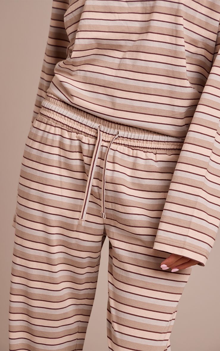 https://mediahub.prettylittlething.com/cno1818_light%20brown_xl_3