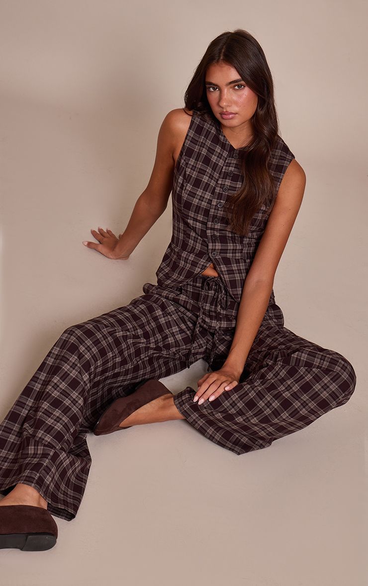 https://mediahub.prettylittlething.com/cno1938_chocolate%20brown_xl_2