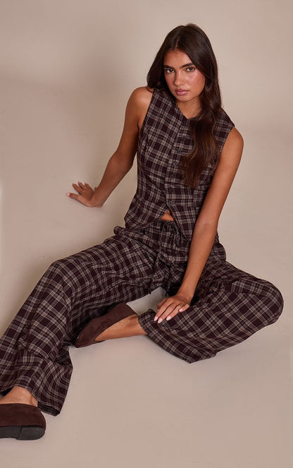 https://mediahub.prettylittlething.com/cno1938_chocolate%20brown_xl_2