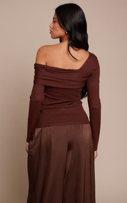 https://mediahub.prettylittlething.com/cno1999_chocolate_xl_1