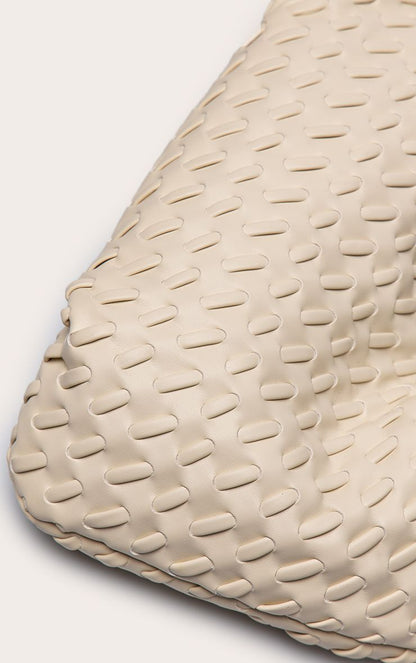 https://mediahub.prettylittlething.com/cno2092_cream_xl_4