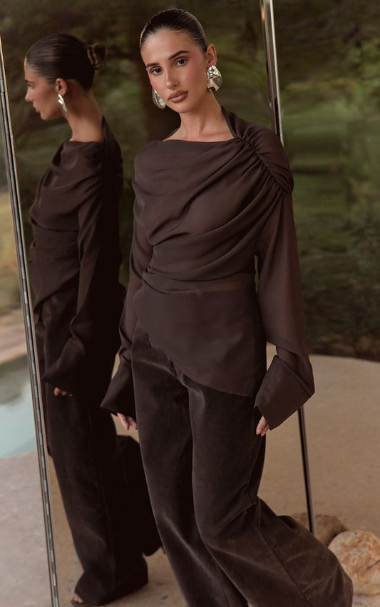 https://mediahub.prettylittlething.com/cno2416_dark%20chocolate_xl