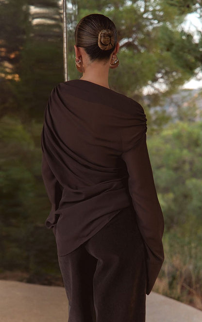 https://mediahub.prettylittlething.com/cno2416_dark%20chocolate_xl_1