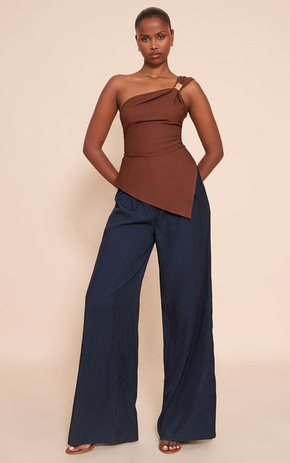 https://mediahub.prettylittlething.com/cno2500_dark%20chocolate_xl_2