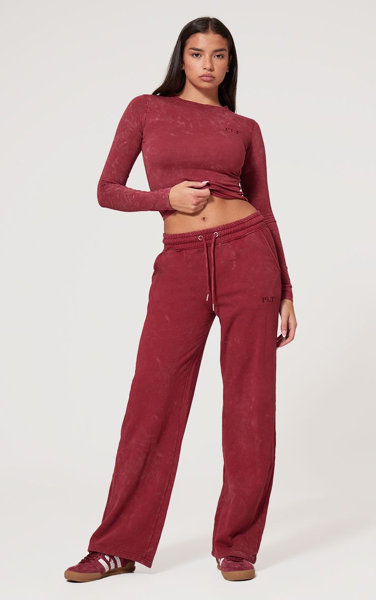 https://mediahub.prettylittlething.com/cno2590_dark%20red_xl