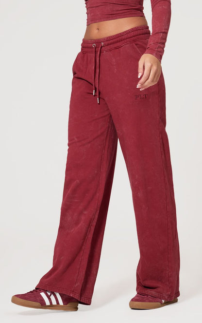 https://mediahub.prettylittlething.com/cno2590_dark%20red_xl_1