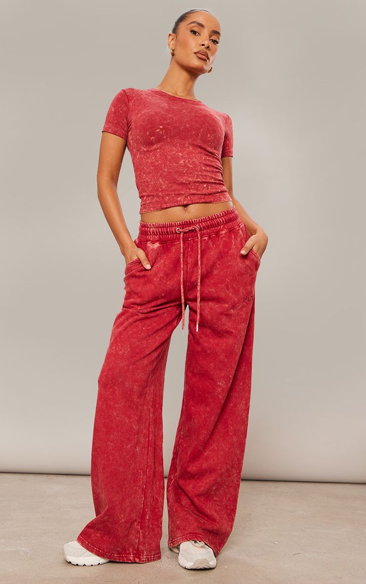 https://mediahub.prettylittlething.com/cno2601_red_xl