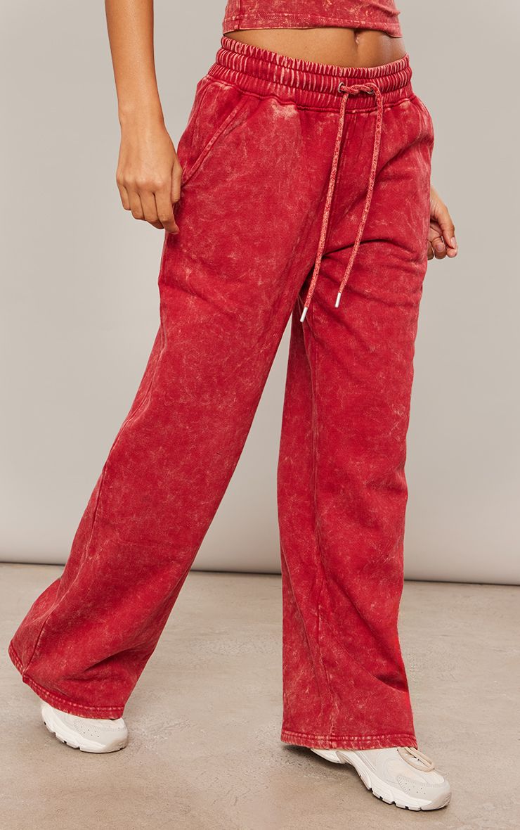 https://mediahub.prettylittlething.com/cno2601_red_xl_1