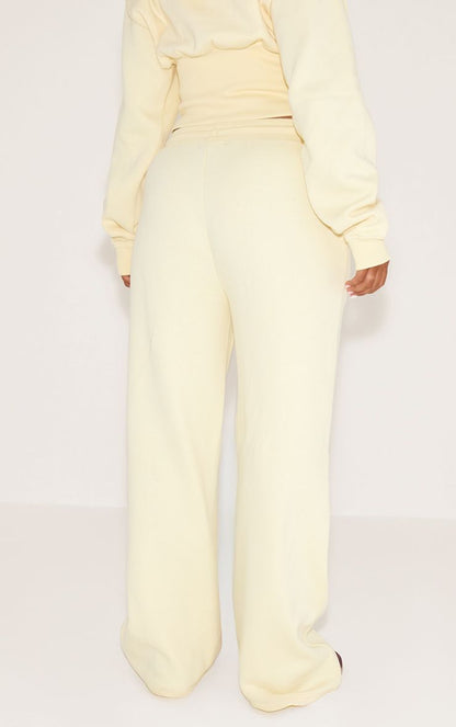 https://mediahub.prettylittlething.com/cno2868_lemon_xl_2