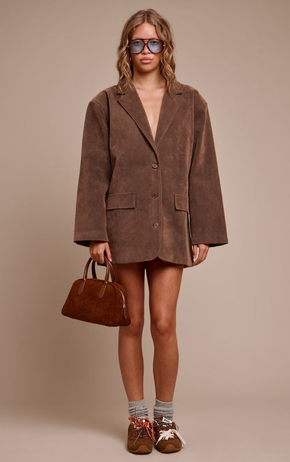 https://mediahub.prettylittlething.com/cno3525_chocolate_xl
