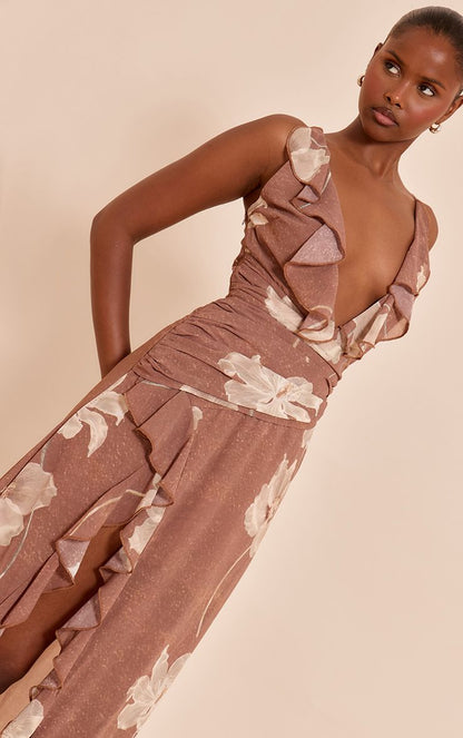 https://mediahub.prettylittlething.com/cno3772_taupe_xl_3