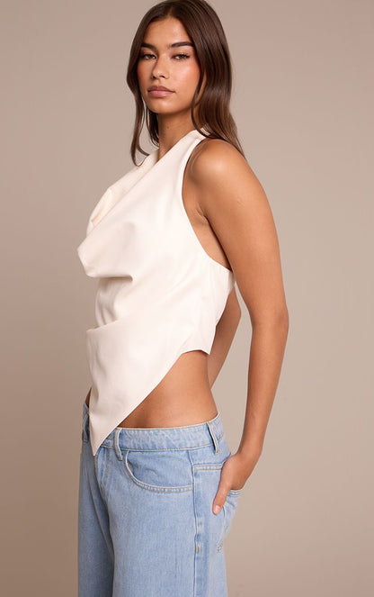 https://mediahub.prettylittlething.com/cno3879_cream_xl_3