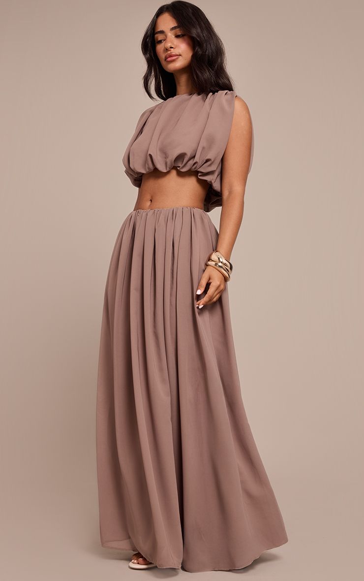 https://mediahub.prettylittlething.com/cno4022_taupe_xl_2