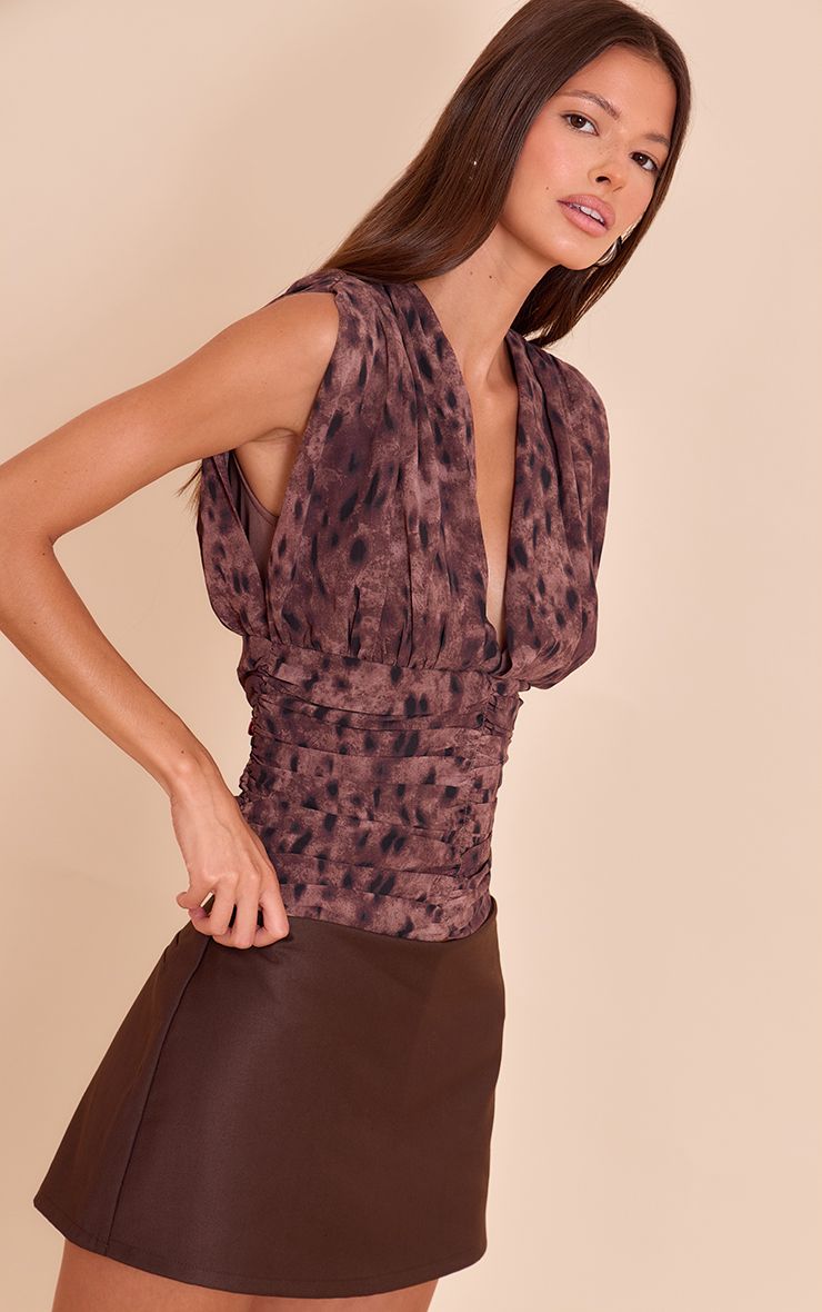 https://mediahub.prettylittlething.com/cno4056_brown_xl