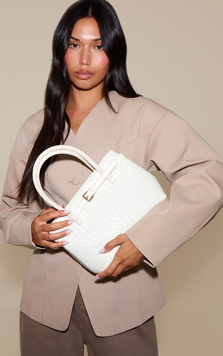 https://mediahub.prettylittlething.com/cno4101_cream_xl