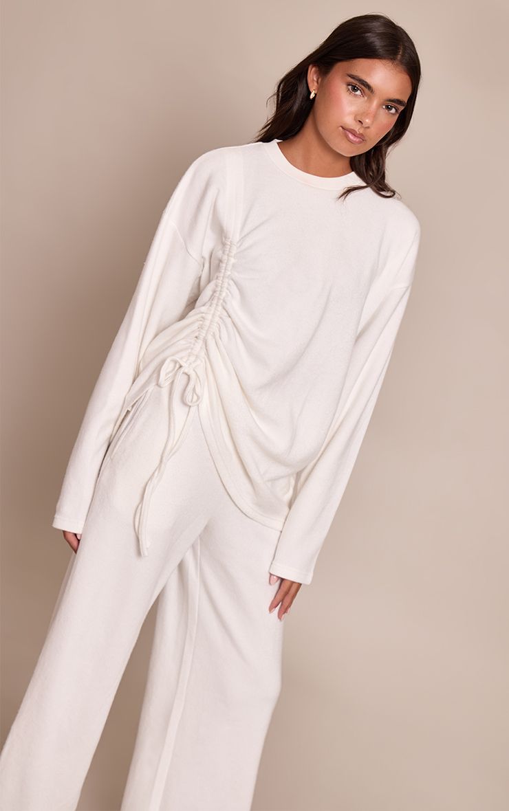 https://mediahub.prettylittlething.com/cno4268_cream_xl
