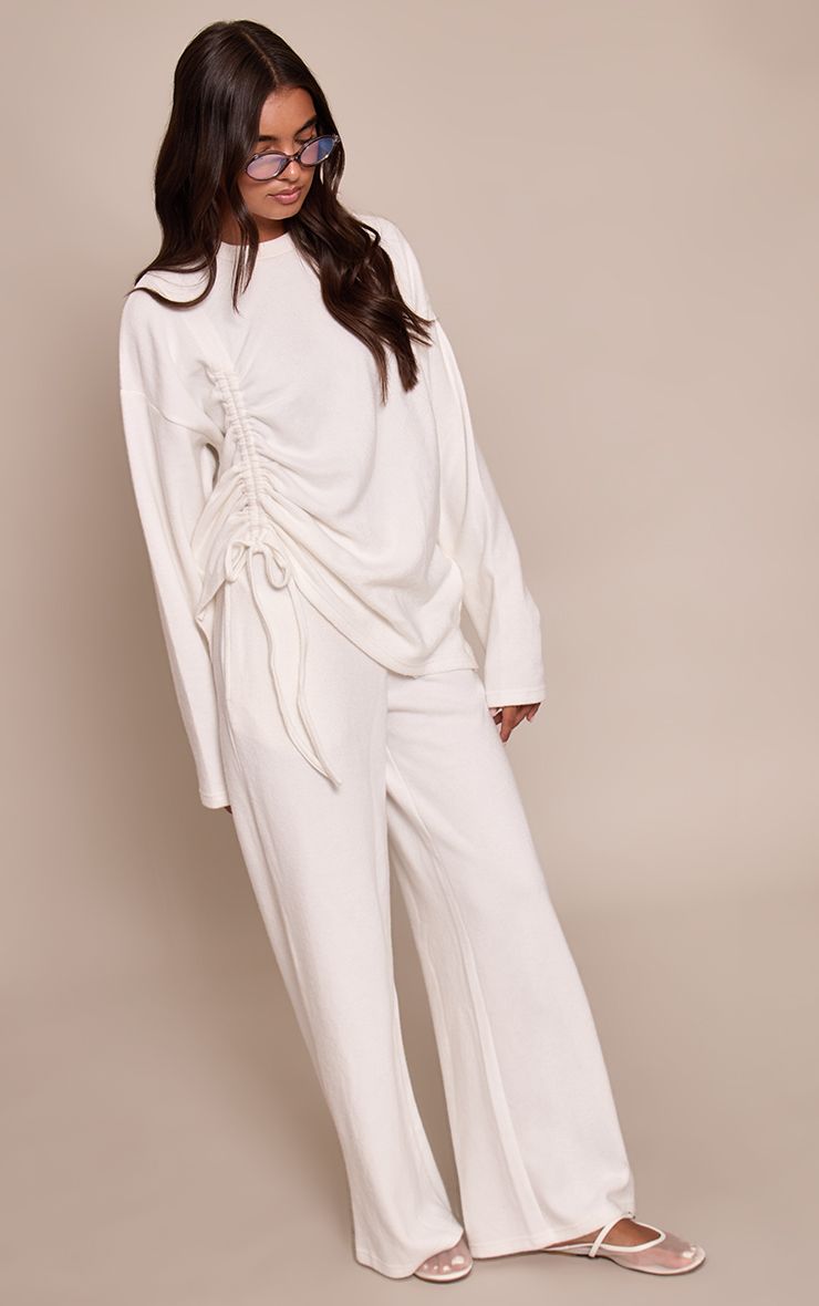 https://mediahub.prettylittlething.com/cno4268_cream_xl_2