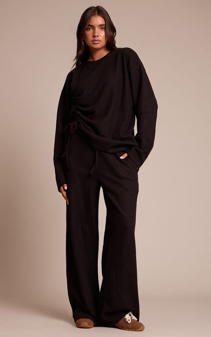 https://mediahub.prettylittlething.com/cno4271_black_xl_2