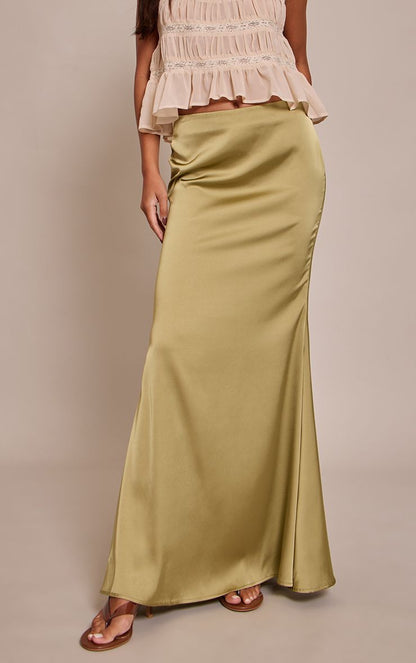 https://mediahub.prettylittlething.com/cno4490_sage%20khaki_xl_1