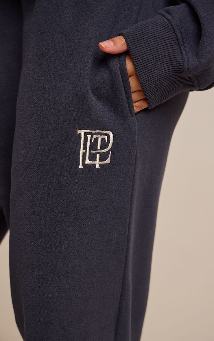https://mediahub.prettylittlething.com/cno4602_navy_xl_3