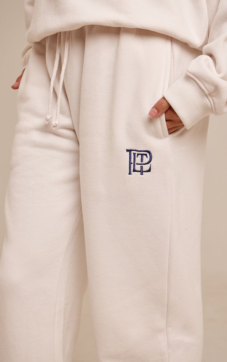 https://mediahub.prettylittlething.com/cno4630_cream_xl_3