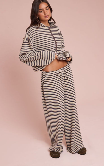 https://mediahub.prettylittlething.com/cno4655_brown_xl