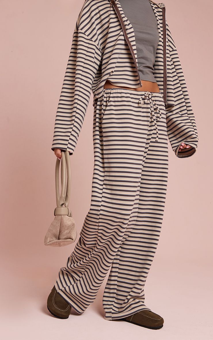 https://mediahub.prettylittlething.com/cno4655_brown_xl_1