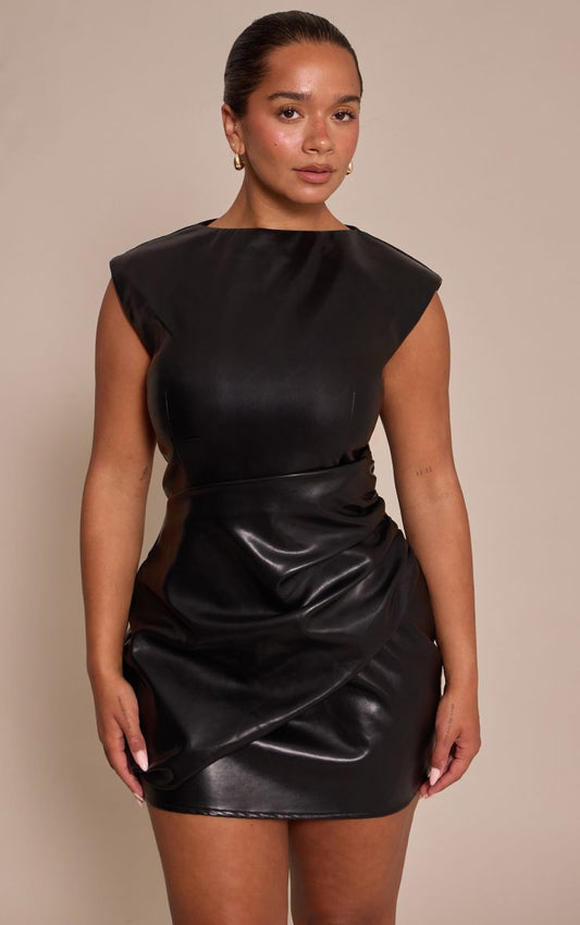 https://mediahub.prettylittlething.com/cno4715_black_xl