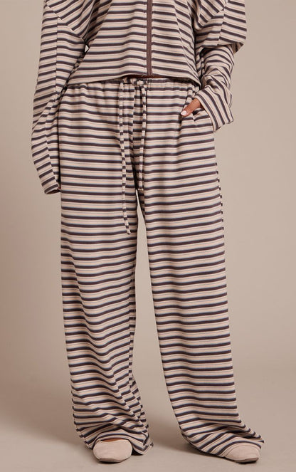 https://mediahub.prettylittlething.com/cno4794_brown_xl_1