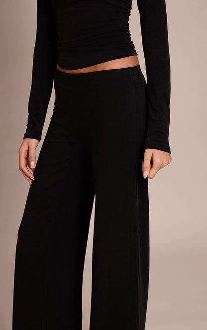 https://mediahub.prettylittlething.com/cno5270_black_xl_3