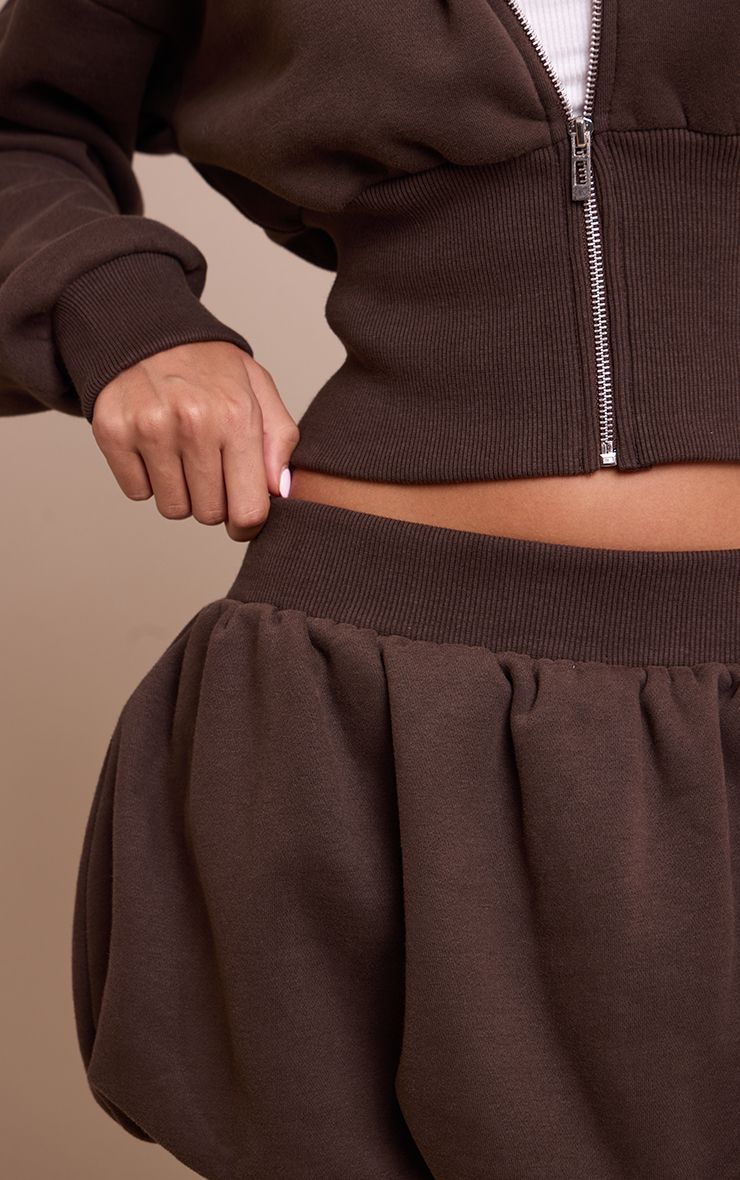https://mediahub.prettylittlething.com/cno5273_chocolate_xl_3