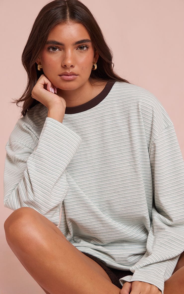https://mediahub.prettylittlething.com/cno5433_sage%20green_xl