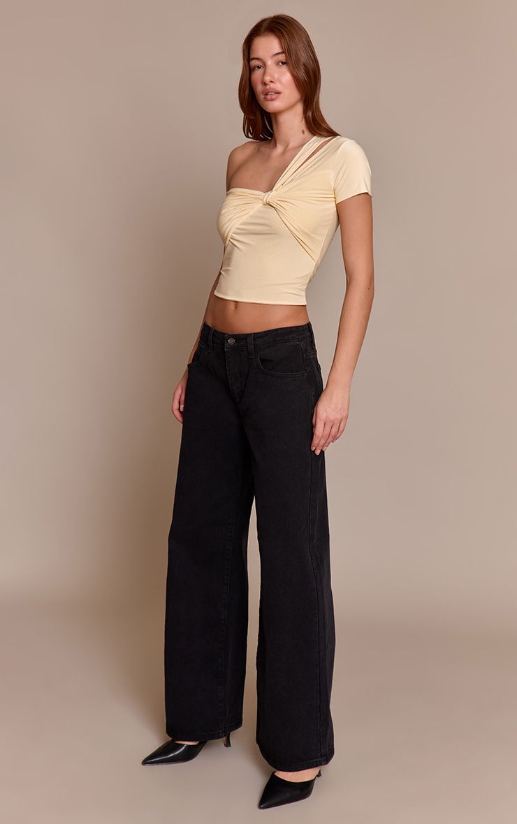 https://mediahub.prettylittlething.com/cno5858_cream_xl_2