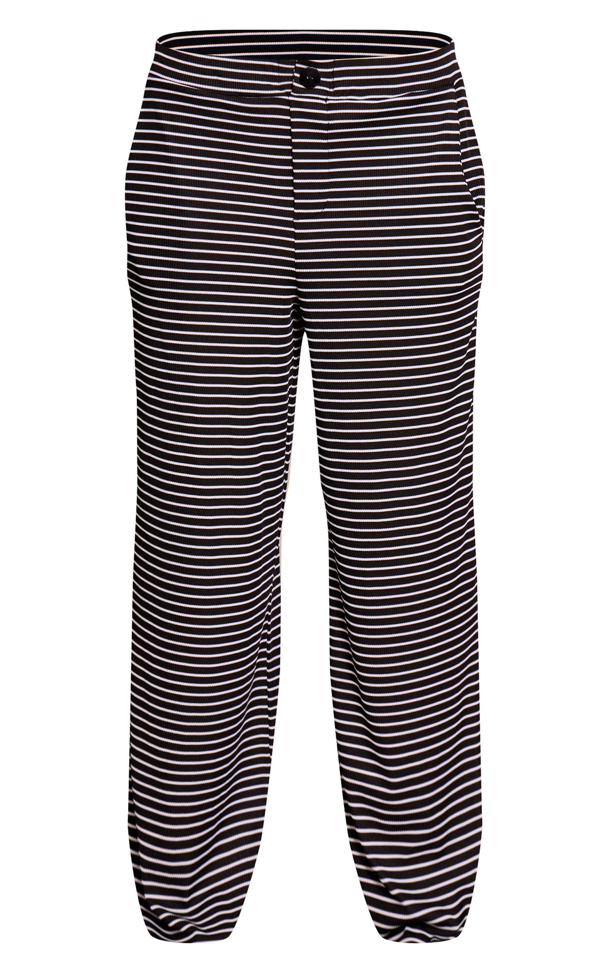 https://mediahub.prettylittlething.com/cno5896_black_xl_4
