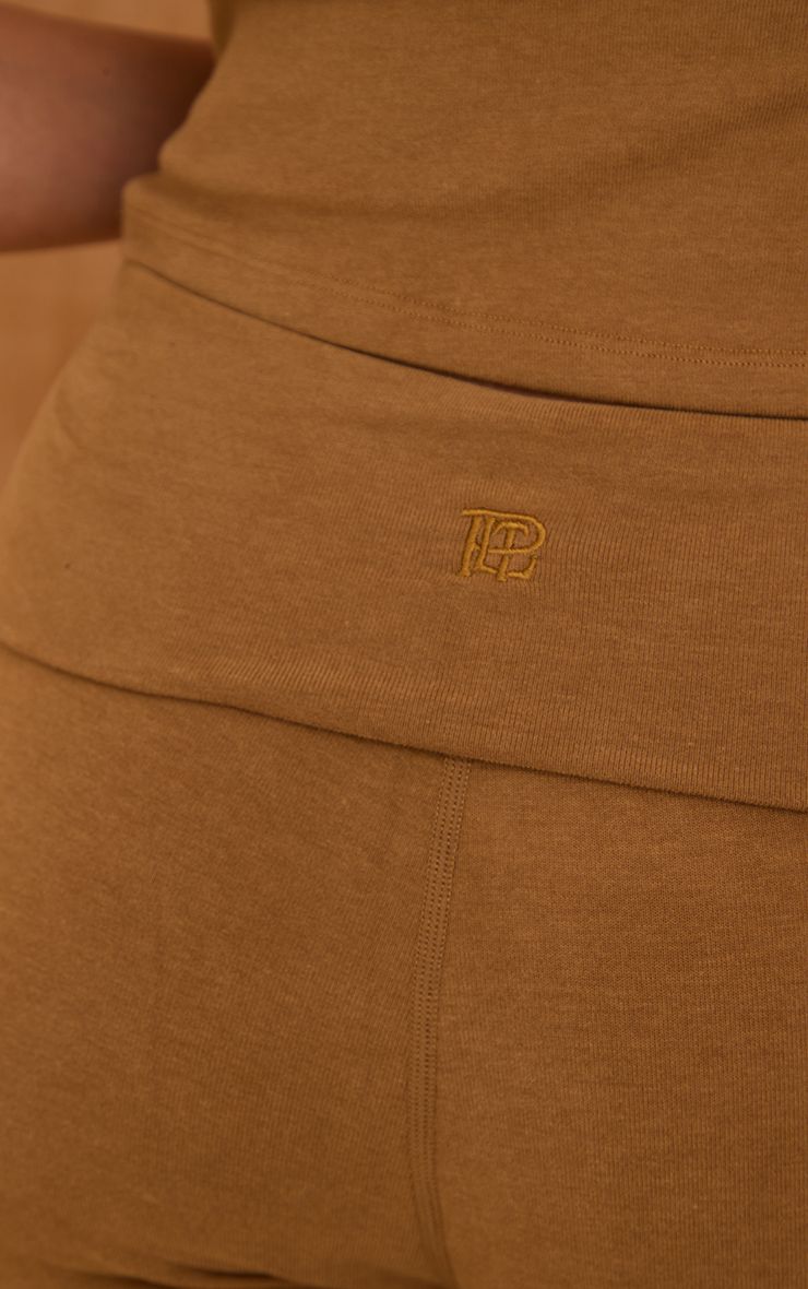 https://mediahub.prettylittlething.com/cno6032_tan_xl_3