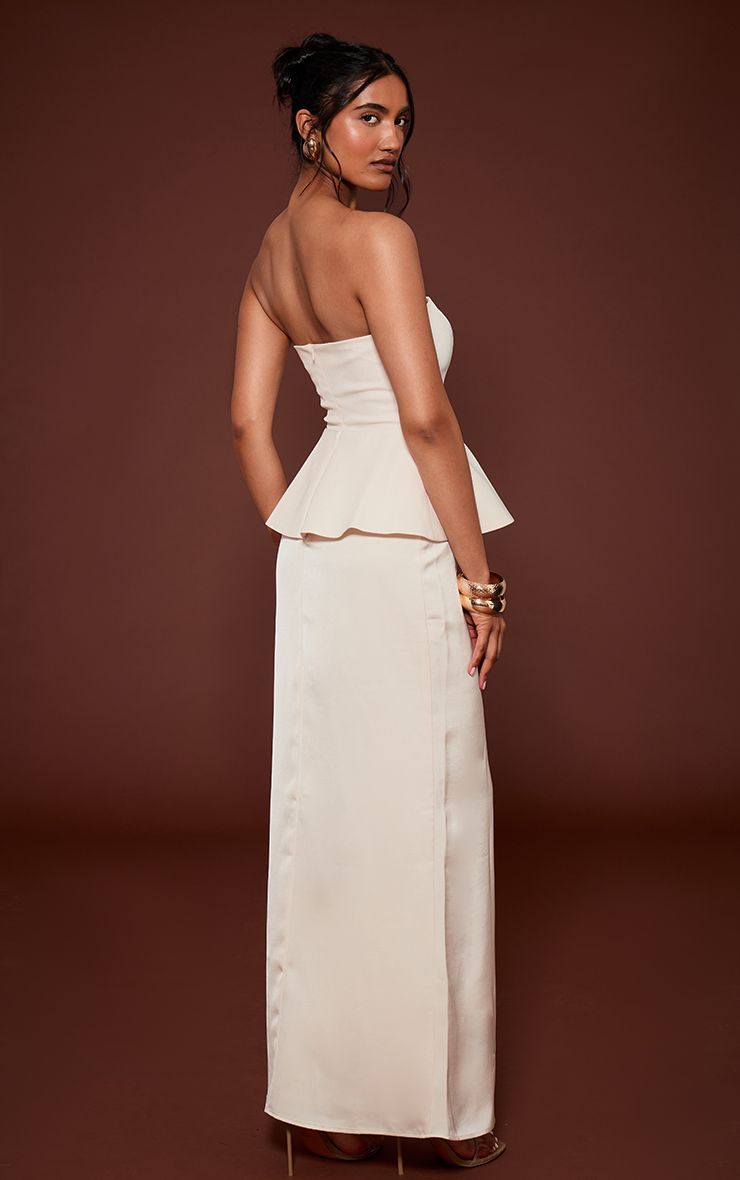 https://mediahub.prettylittlething.com/cno6046_cream_xl_1