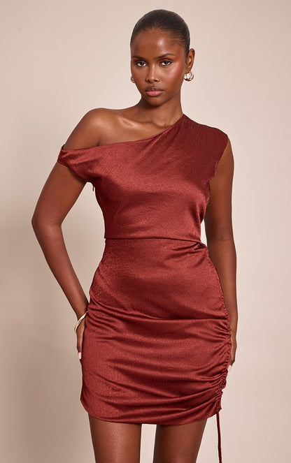 https://mediahub.prettylittlething.com/cno6119_rust_xl