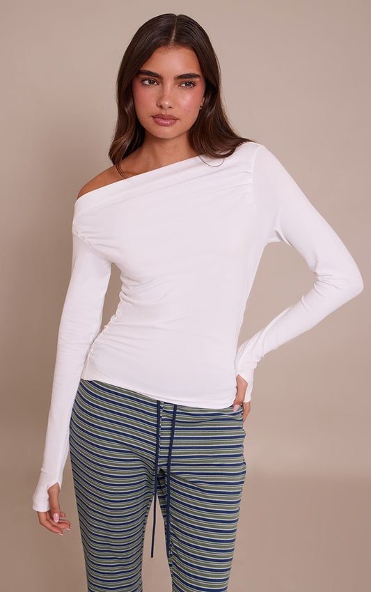 https://mediahub.prettylittlething.com/cno6286_white_xl