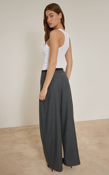 https://mediahub.prettylittlething.com/cno6605_charcoal_xl_2