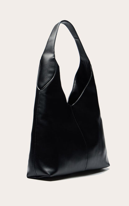 https://mediahub.prettylittlething.com/cno6812_black_xl_2