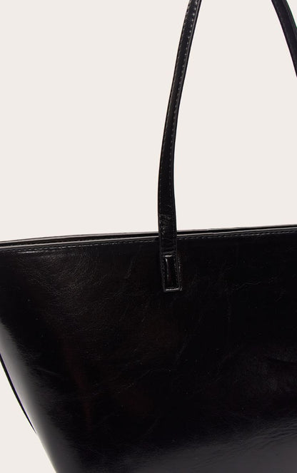 https://mediahub.prettylittlething.com/cno6839_black_xl_3