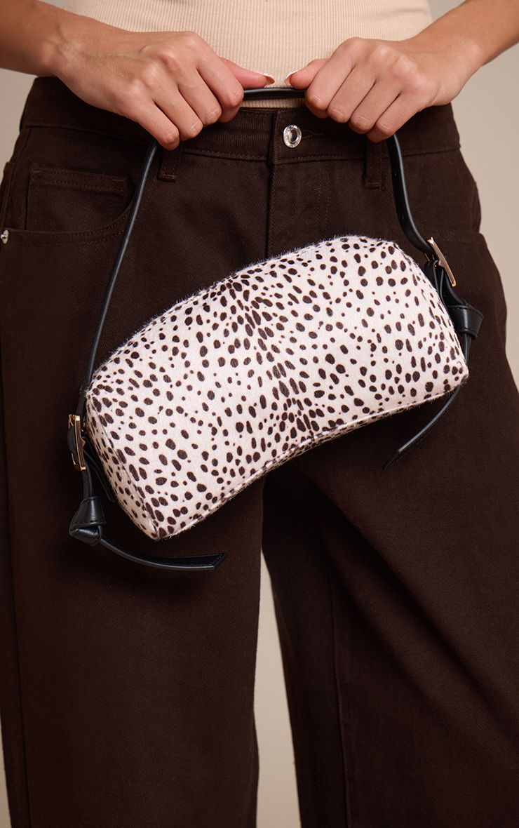 https://mediahub.prettylittlething.com/cno6840_white%20dalmatian_xl