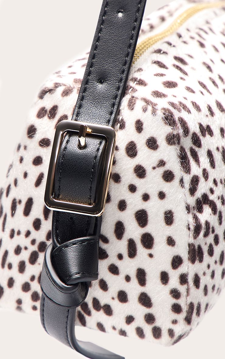 https://mediahub.prettylittlething.com/cno6840_white%20dalmatian_xl_3