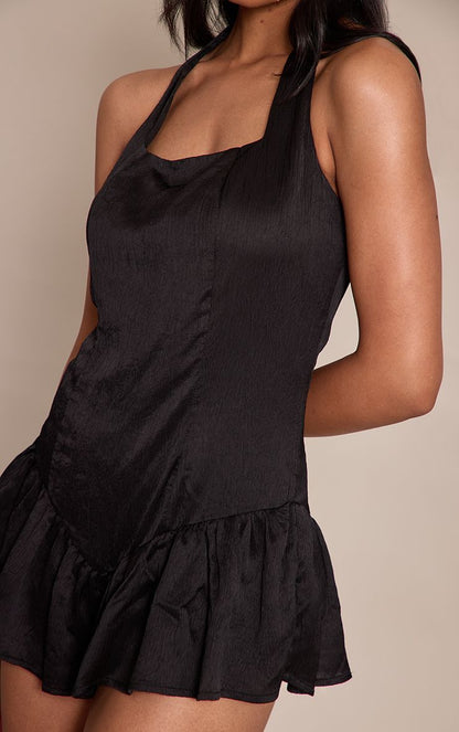 https://mediahub.prettylittlething.com/cno6908_black_xl_3