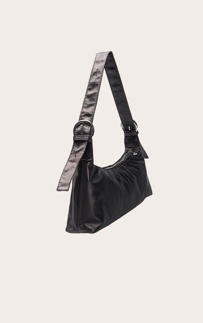 https://mediahub.prettylittlething.com/cno7188_black_xl_2
