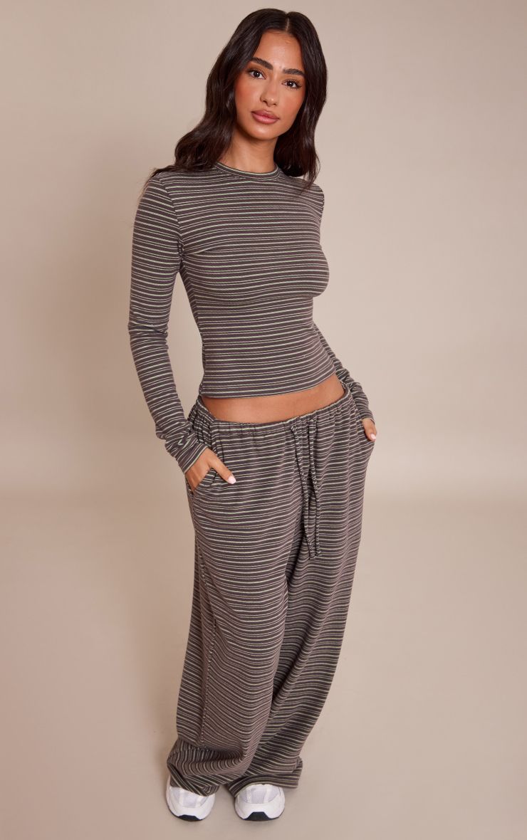 https://mediahub.prettylittlething.com/cno7288_dark%20green_xl_2