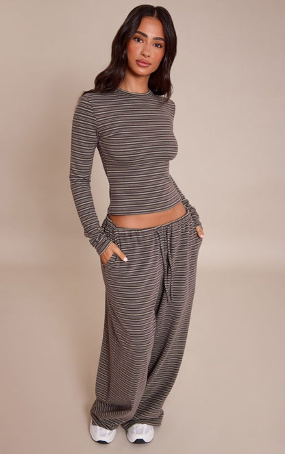 https://mediahub.prettylittlething.com/cno7288_dark%20green_xl_2