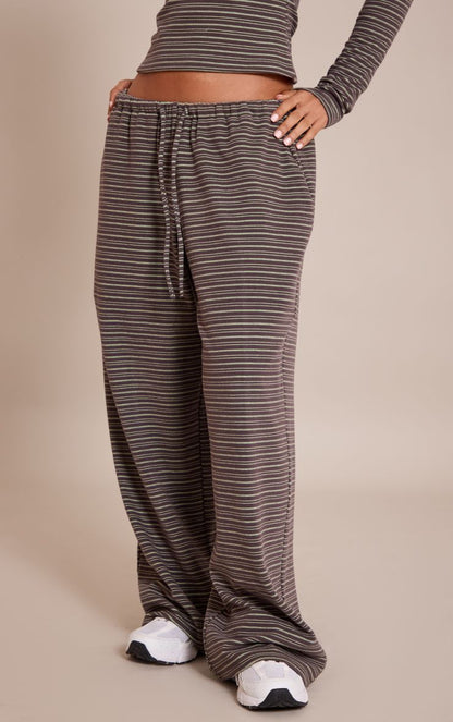 https://mediahub.prettylittlething.com/cno7294_dark%20green_xl_1