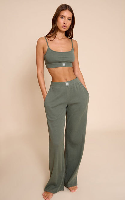 https://mediahub.prettylittlething.com/cno7334_sage%20green_xl